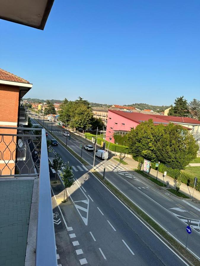 Ca Rosas - Appartamento Alba Alba  Bagian luar foto