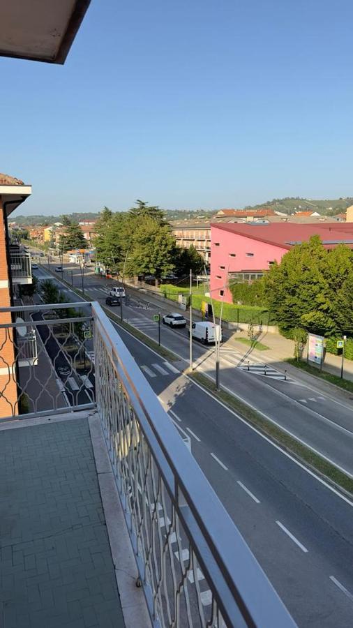 Ca Rosas - Appartamento Alba Alba  Bagian luar foto